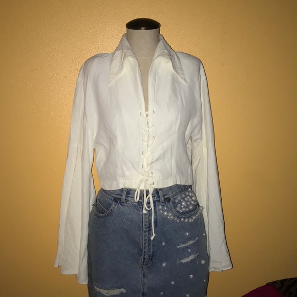 I &R illusions white beautiful short top - Picture 2 of 7